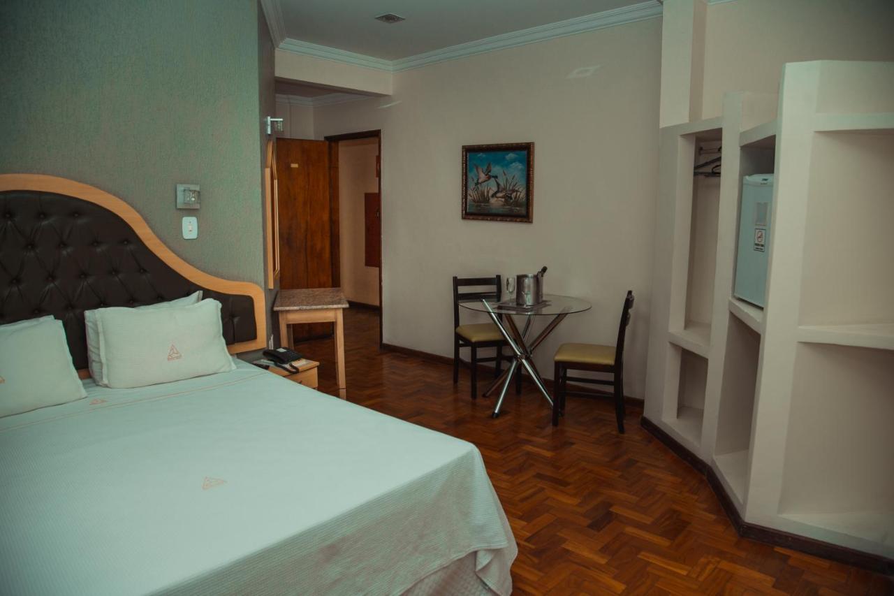 Hotel Meri Conselheiro Lafaiete Bagian luar foto