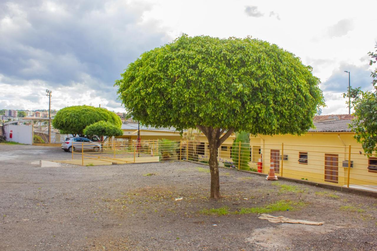 Hotel Meri Conselheiro Lafaiete Bagian luar foto