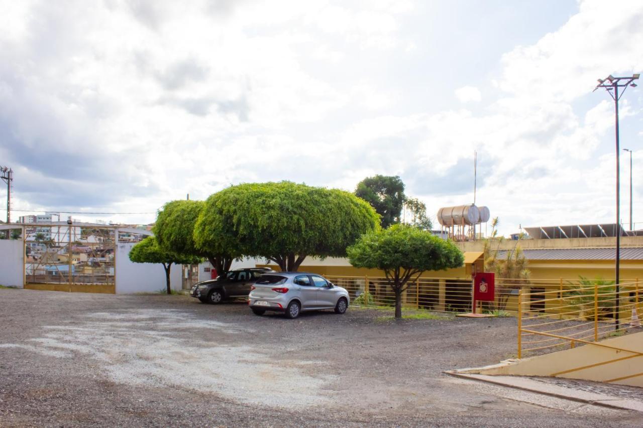 Hotel Meri Conselheiro Lafaiete Bagian luar foto